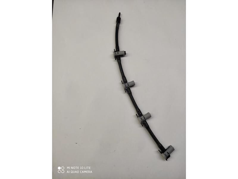 Enjektor Geri Donus Borusu Passat Tiguan 08 - 12