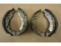 Arka Fren Balatasi Pabuclu Clio Ii 98> Clio Iv 12> Clio Symbol 02> Symbol Iii 13> Dacia Sandero 08>