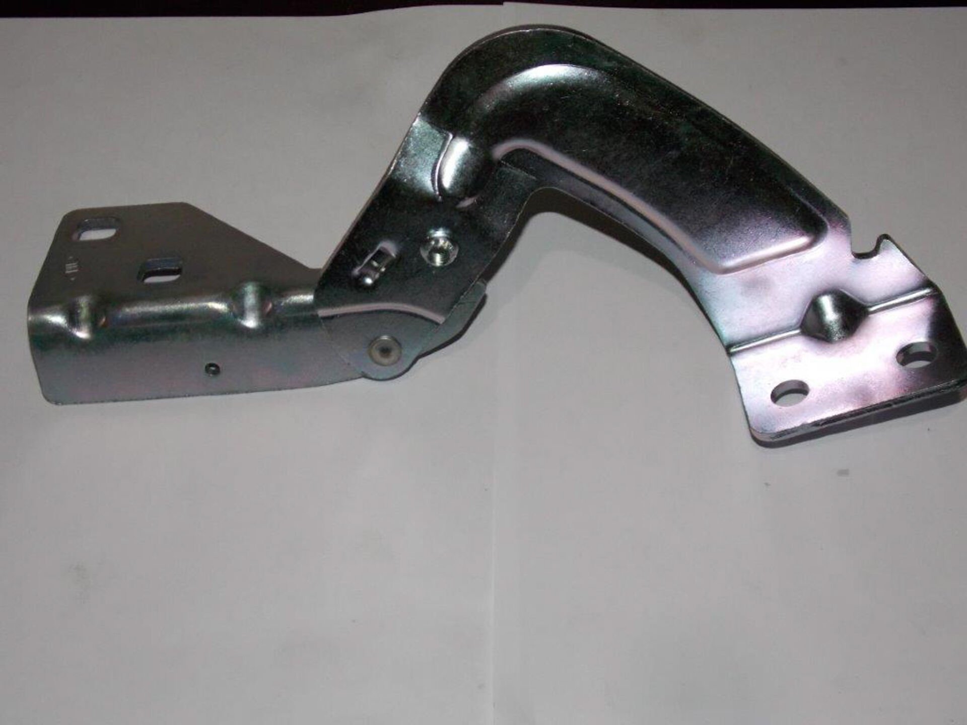 Kaput Mentesesi Sağ Kangoo Ii