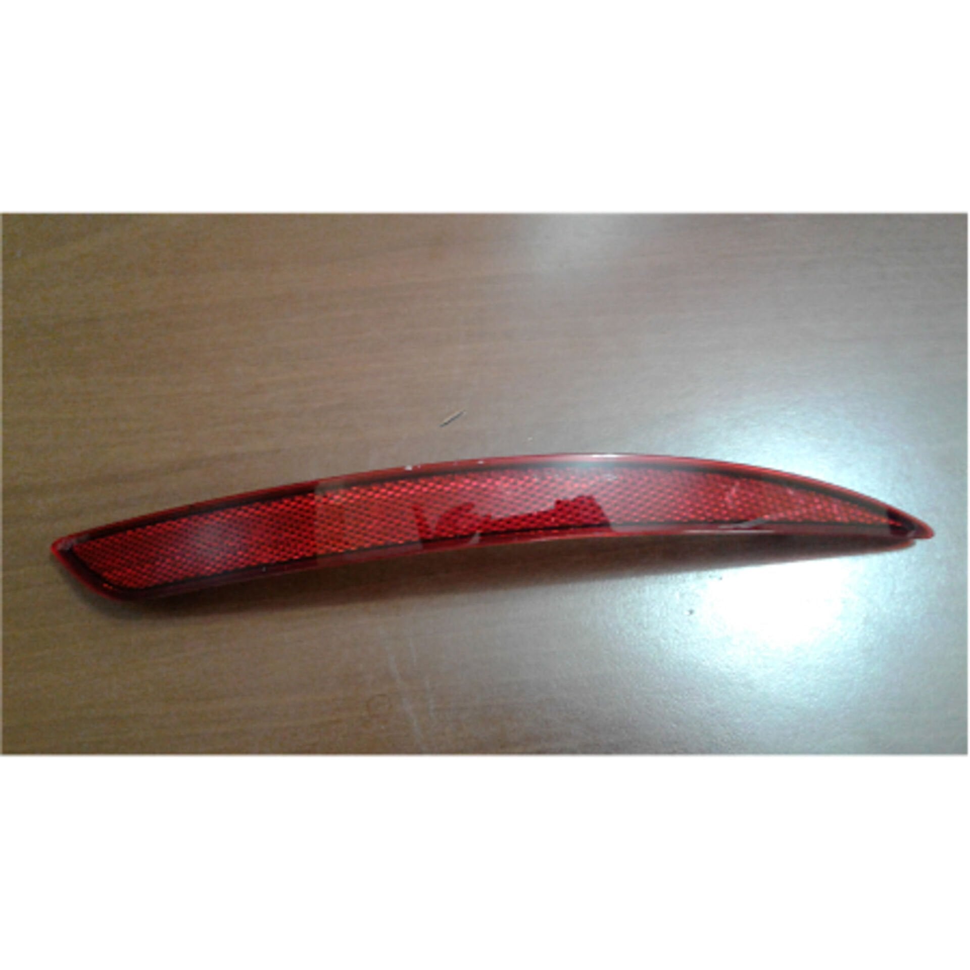 Arka Tampon Reflektoru Sağ Egea 2016 -